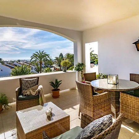 Apartment Ma - Elegant With Sea Views *