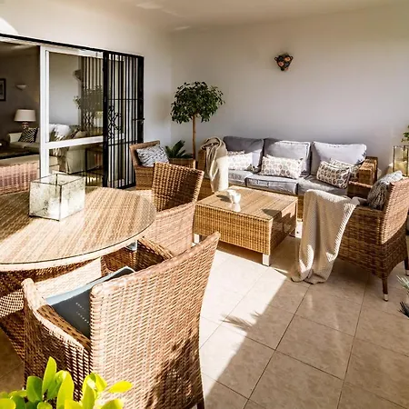 Ma - Elegant With Sea Views Apartment *
